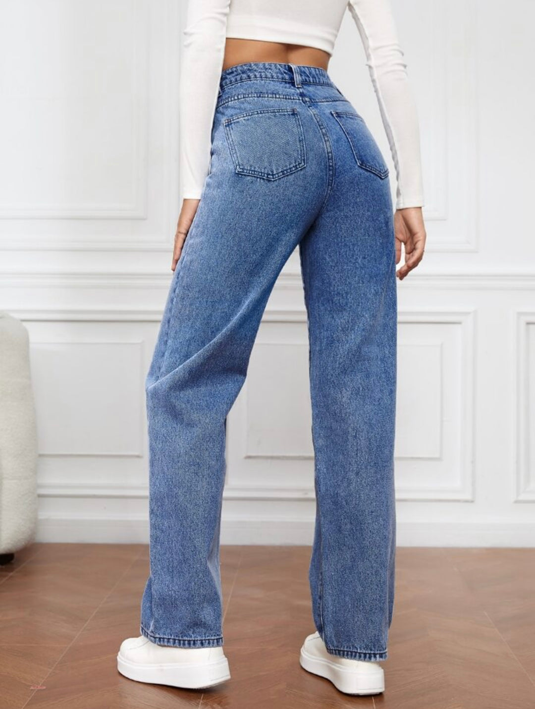 Violet ™ High-Waisted Straight Leg Jeans